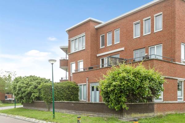 Woning Galerijmuur 3 Houten