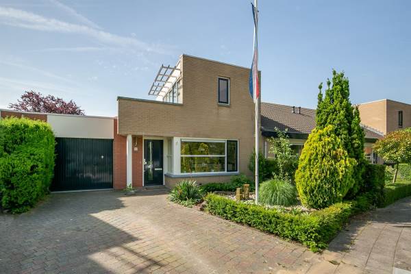 Woning Cort van der Lindenlaan 5 Zwolle