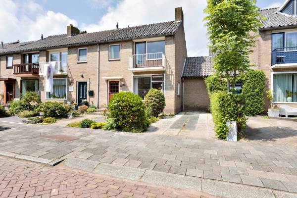 Woning Megaralaan 34 Hillegom