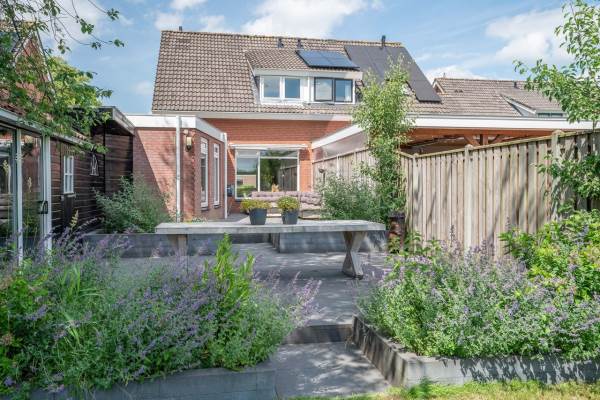 Woning van Brederodestraat 22 Makkinga