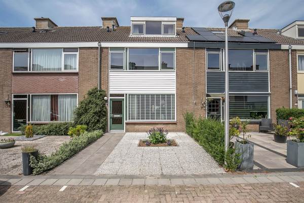 Woning Magnolialaan 15 Pijnacker