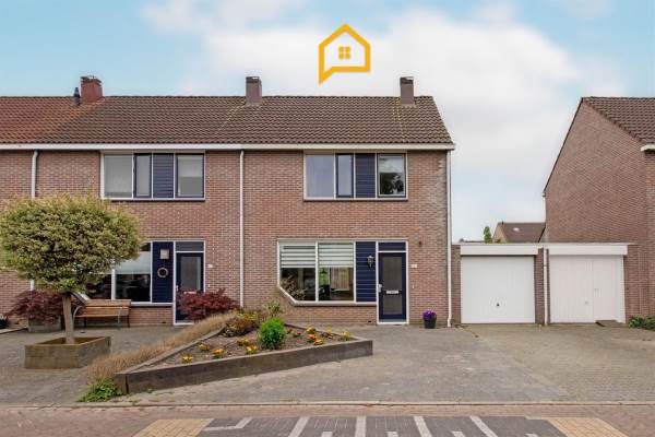 Woning Scheerwoldestraat 24 Emmeloord
