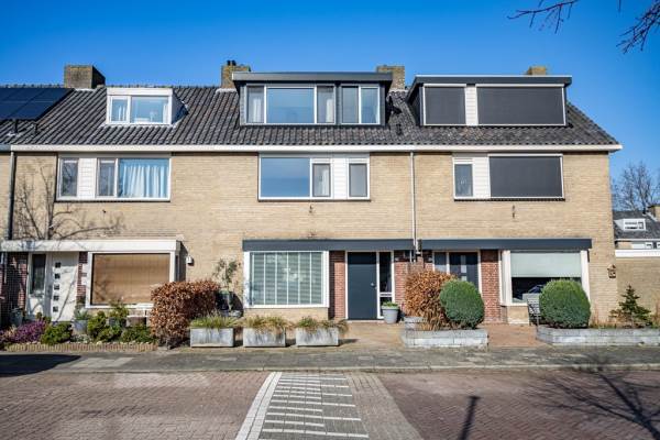Woning Meeuwenlaan 33 Leiderdorp