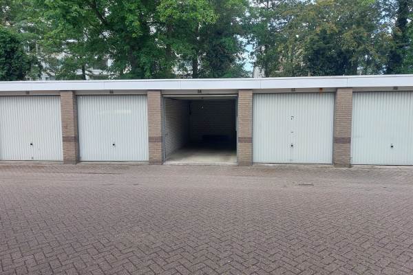 Garage Crack-State 14 Amsterdam