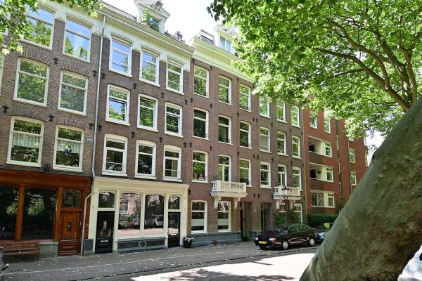 Woning Van Oldenbarneveldtplein 7 - 3B Amsterdam