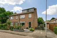 Woning Burgemeesters Van Waningstraat 14 Ouderkerk aan den IJssel