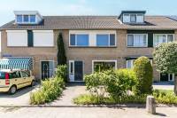 Woning Godfried Bomanslaan 3 Roelofarendsveen