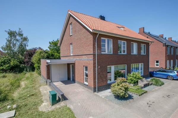 Woning Kleine Wiel 33 Beneden-Leeuwen