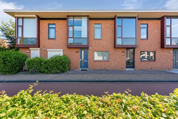Woning Moerbeigaarde 3 Hendrik-Ido-Ambacht
