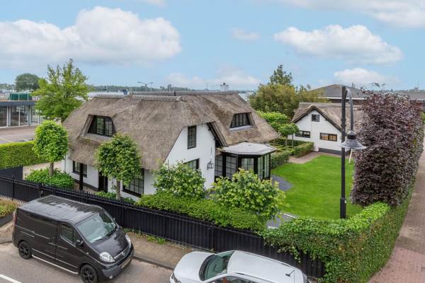 Woning Oud-Loosdrechtsedijk 197 Loosdrecht
