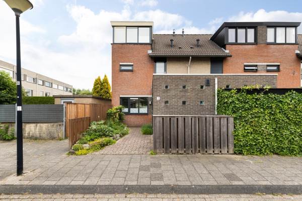 Woning Madridlaan 1 WOERDEN