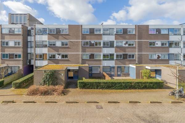 Woning Rhenenhof 42 Amsterdam