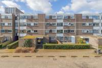 Woning Rhenenhof 42 Amsterdam