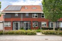 Woning Burg. Mr. H. Popstraat 22 Dinteloord