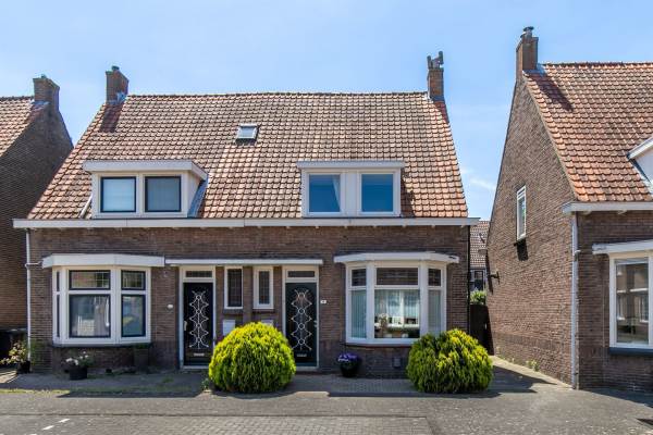 Woning Admiraal de Ruyterstraat 9 Sliedrecht