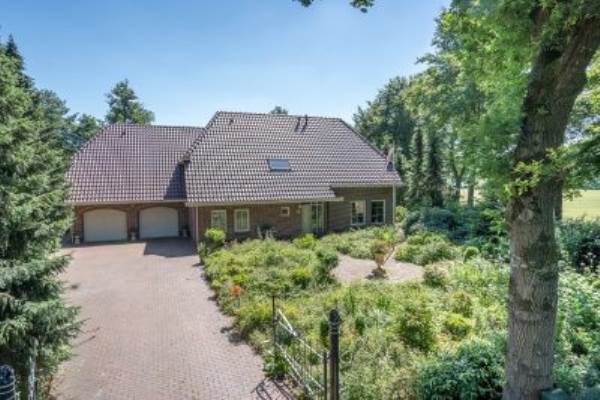 Woning G. Buwaldaweg 24 Sellingen