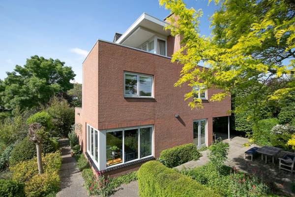 Woning Agnes Bartoutslaan 61 Hendrik-Ido-Ambacht