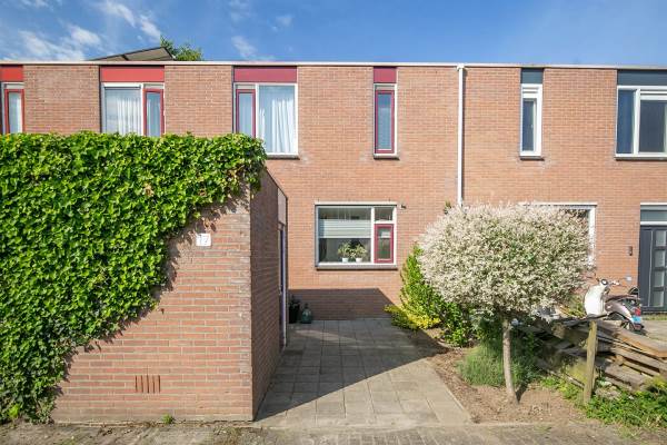 Woning Van Limburg Stirumware 17 Zwolle