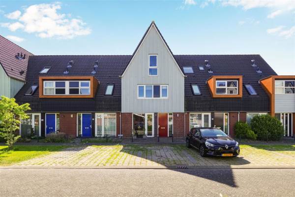 Woning Inlaagdijk 140 Zwaag