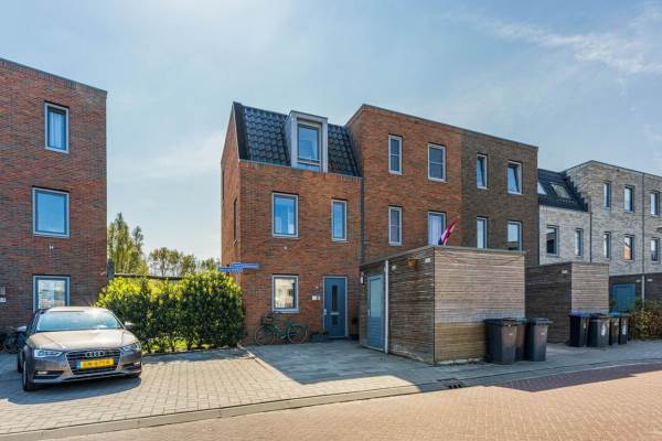 Woning Thom Posthumahof 27 WEESP