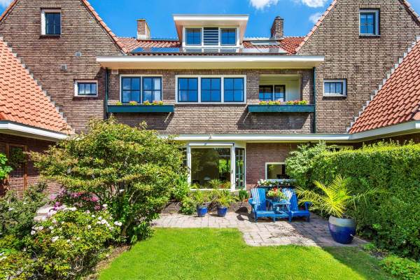 Woning Graaf Willem de Oudelaan 15 Naarden