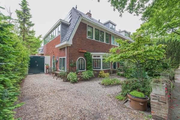 Woning Eikenlaan 4 Bennebroek