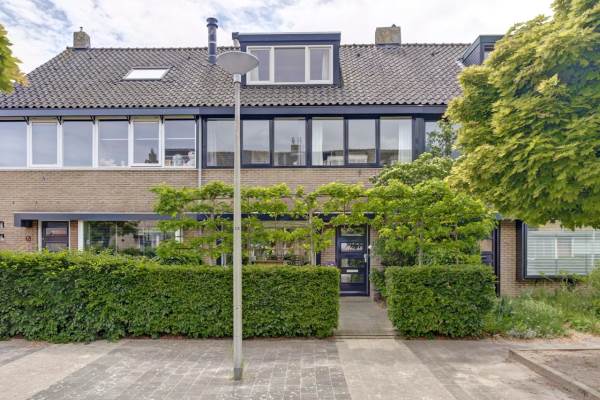 Woning Tjerk Hiddessingel 63 Hendrik-Ido-Ambacht