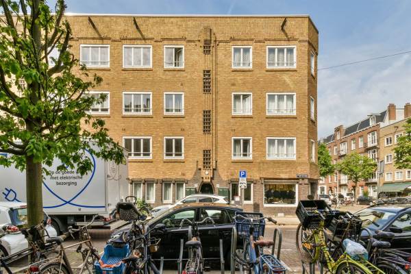 Woning Bestevâerstraat 137I Amsterdam