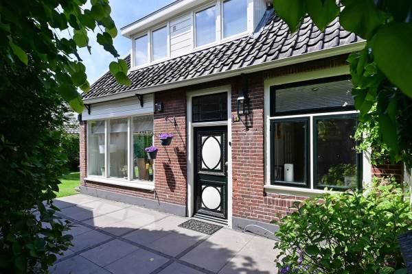 Woning Kerkstraat 39 Huizen