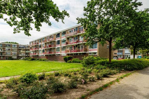 Woning Middelrode 14 Rotterdam