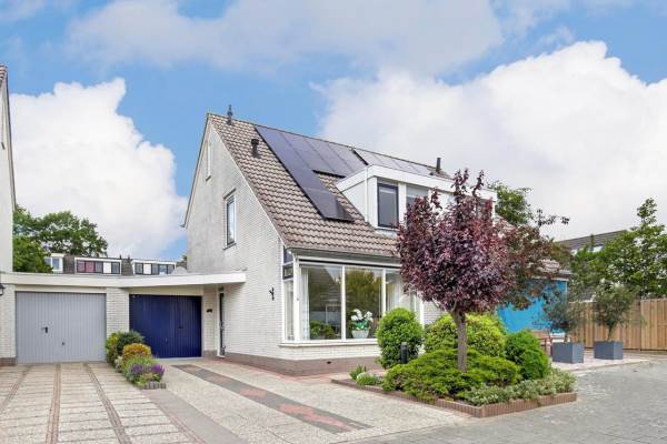 Woning Pastoor Botsstraat 5 Assendelft