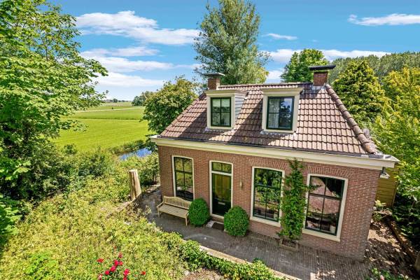 Woning Aan de Jelsumervaart 2 Leeuwarden