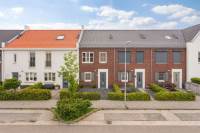 Woning Ir J H van Stuivenbergstraat 11 Kesteren