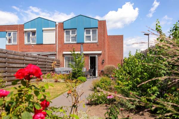 Woning Berberislaan 143 Winterswijk