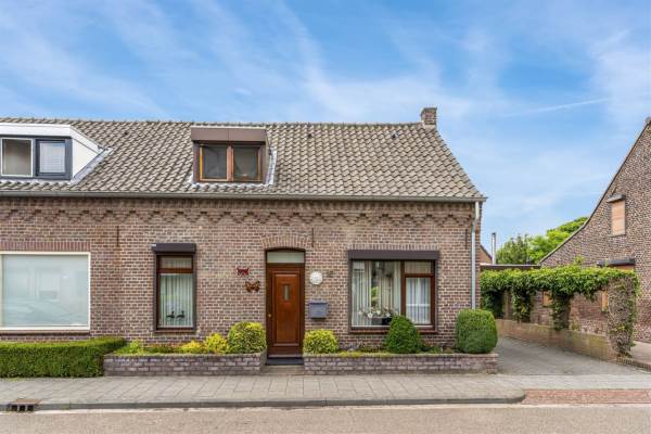 Woning Sint Theresiastraat 12 Reuver