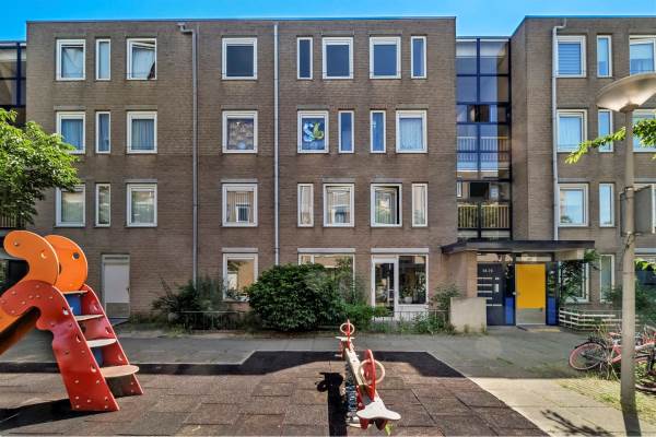 Woning H.J.M. Walenkampstraat 74 Amsterdam