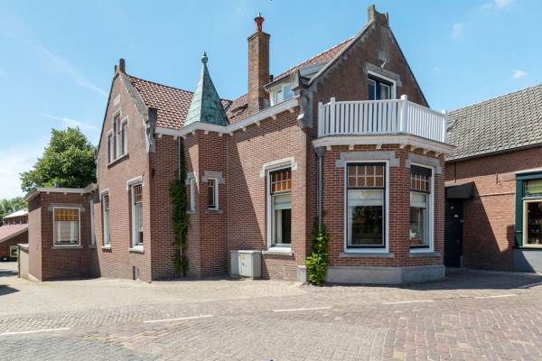 Woning Nieuwlandsedijk 31 Lage Zwaluwe
