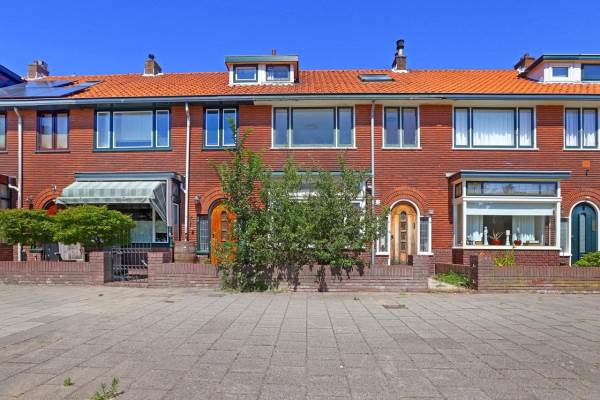 Woning Burgemeester Rambonnetlaan 17 IJmuiden