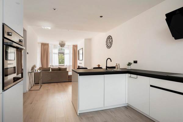 Woning Van Ostadelaan 33b Schiedam