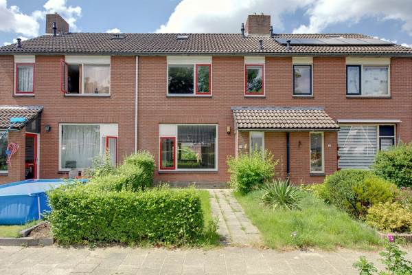 Woning Kwekersweg 37 Uithuizermeeden