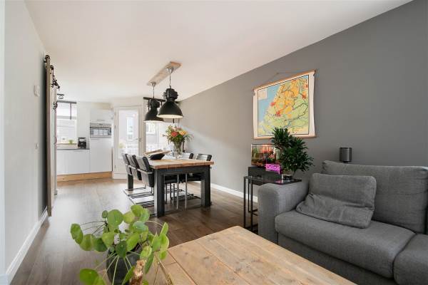 Woning Curaaostraat 1 Alphen aan den Rijn