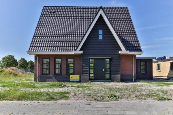 Woning De Dellen 66 SURHUISTERVEEN