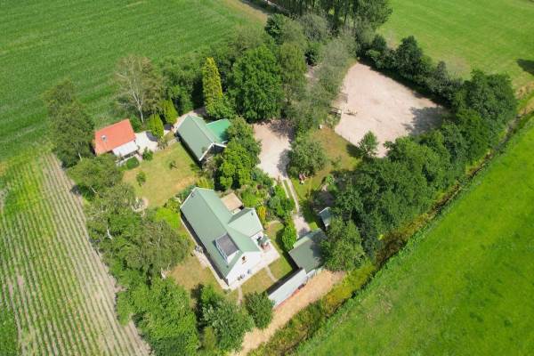 Woning Rozenbergswijk 10 Oudehorne