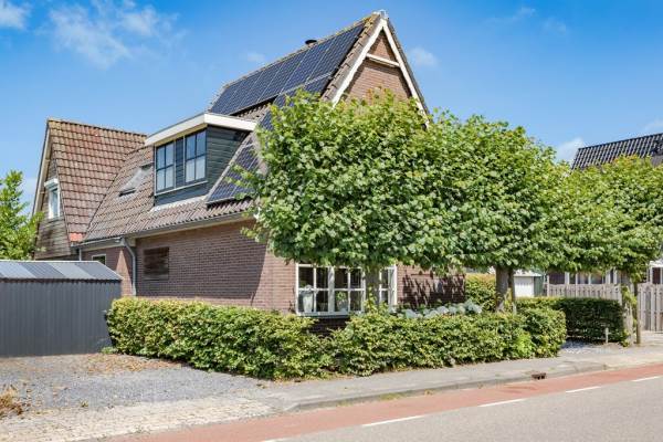 Woning Oosteinde 113 BERKHOUT