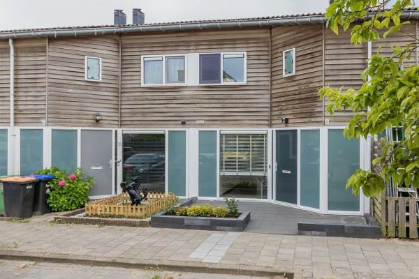 Woning J. Paxtonstraat 52 Velserbroek