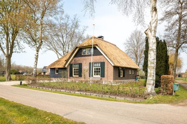 Woning Vlekkertseveld 5a Emst