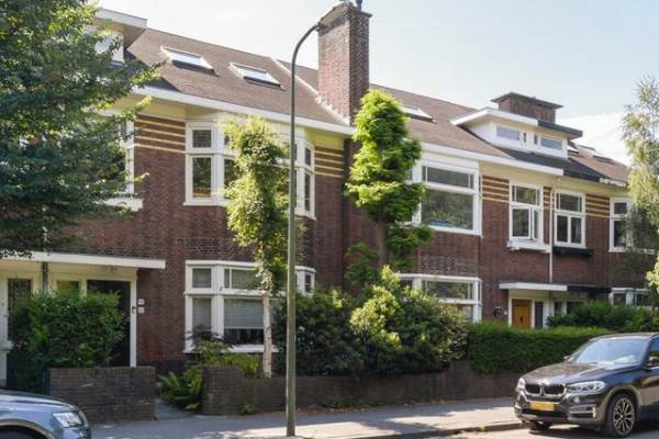 Woning Daal en Bergselaan 94 Den Haag