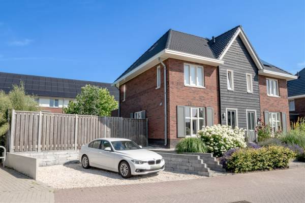 Woning Burgemeester Boldinghlaan 21 Tuk