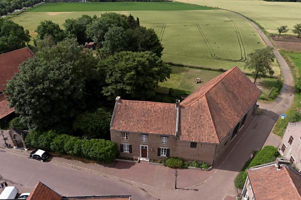 Woning Kerkplein 8 Geulle