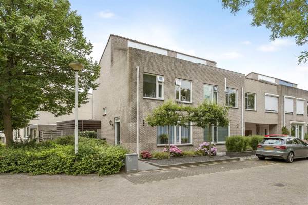 Woning Lupineberg 33 Roosendaal